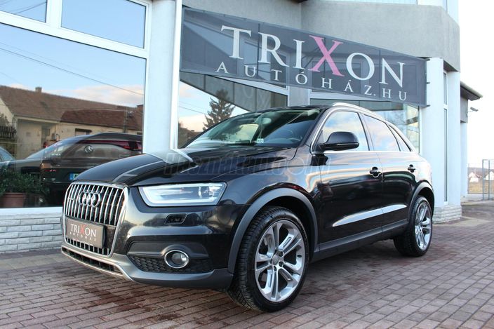 AUDI Q3 2.0 TDi DPF quattro S-tronic