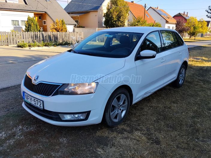 SKODA RAPID Spaceback 1.4 CR TDI Style DSG