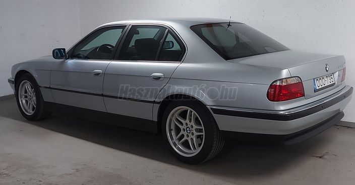 BMW 735 735i (Automata)