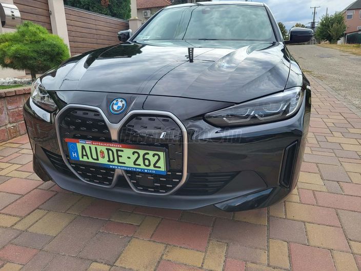BMW I4 eDrive35
