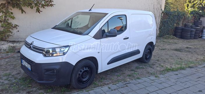 CITROEN BERLINGO 1.6 BlueHDi 100 Club M (3 személyes )