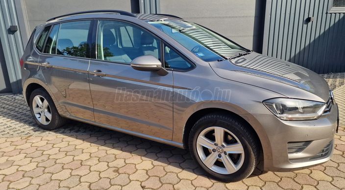 VOLKSWAGEN GOLF SPORTSVAN 1.6 TDI Comfortline