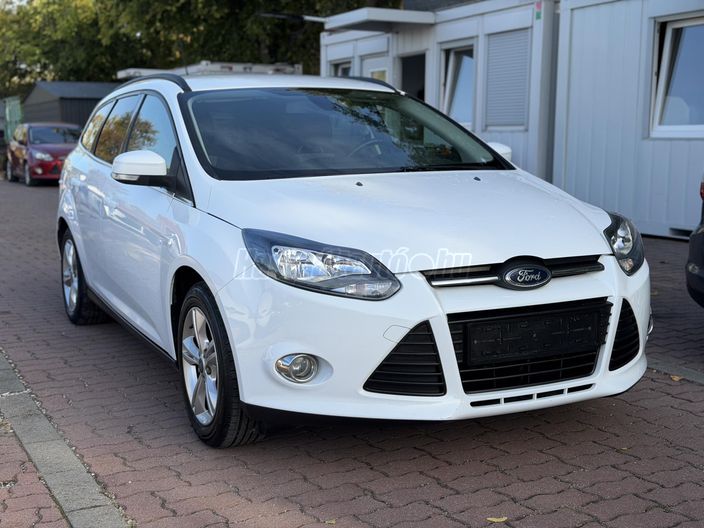FORD FOCUS 1.6 Ti-VCT Trend Plus