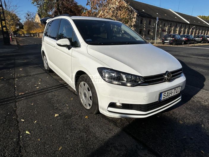 VOLKSWAGEN TOURAN 1.5 TSI ACT Comfortline DSG