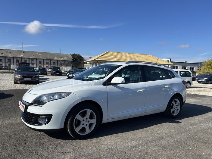 RENAULT MEGANE Grandtour 1.6 Authentique