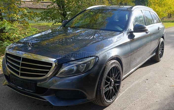 MERCEDES-BENZ C 220