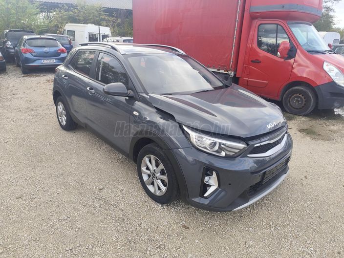 KIA STONIC 1.2 DPI Platinum