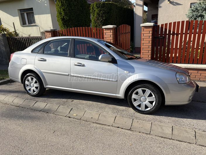 CHEVROLET LACETTI Sedan 1.6 16V Elite AC