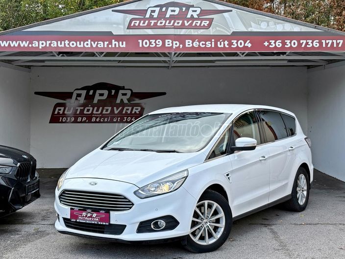 FORD S-MAX 1.5 EcoBoost Titanium [7 személy]