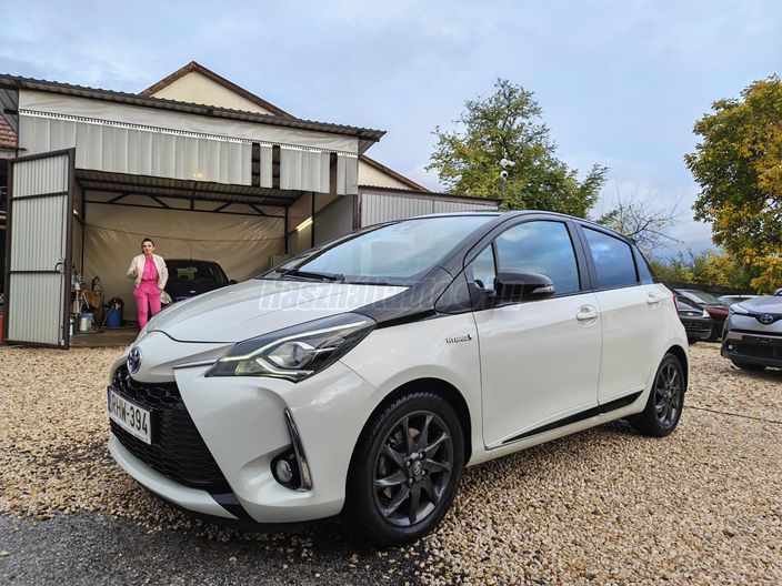 TOYOTA YARIS 1.5 Dual VVT-iE Selection Blue CVT