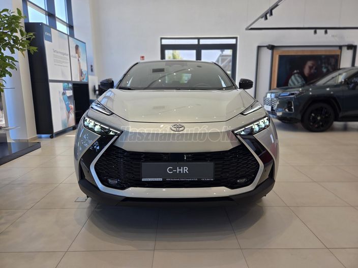 TOYOTA C-HR 2.0 PHEV Tokyo Edition e-CVT