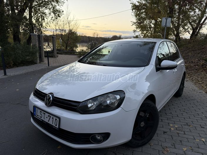 VOLKSWAGEN GOLF VI 1.2 TSI Trendline BlueMotion
