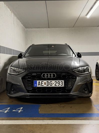 AUDI A4 40 TDI S line S-tronic