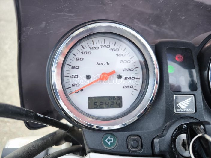 HONDA CB 600 F (HORNET)