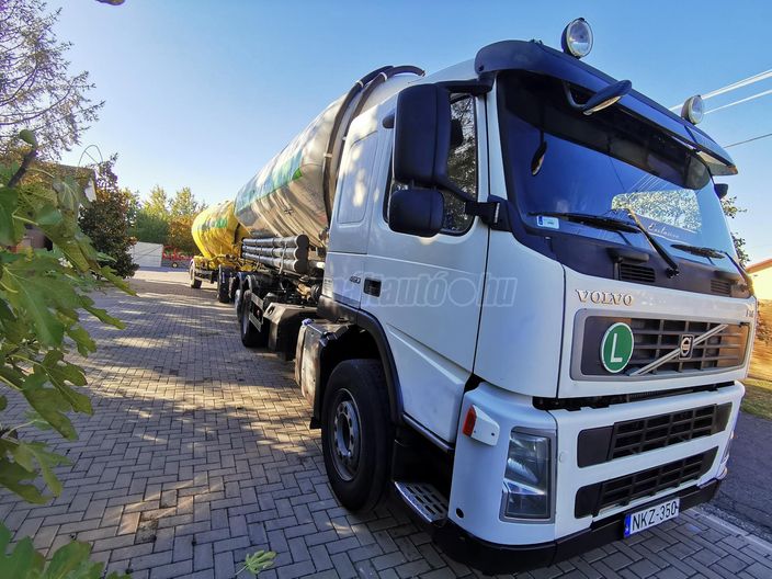 VOLVO FM 450 silo kompresszor szerelvény