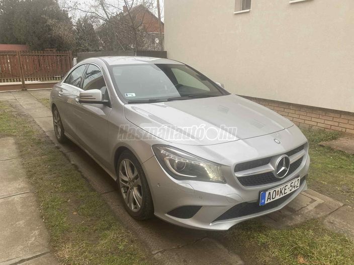 MERCEDES-BENZ CLA 180