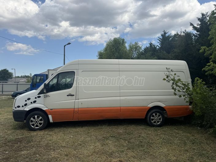 VOLKSWAGEN CRAFTER 2.5 TDI 35 L2 (Automata)