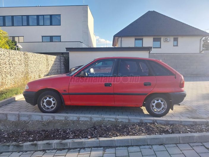 OPEL ASTRA F 1.4 GL