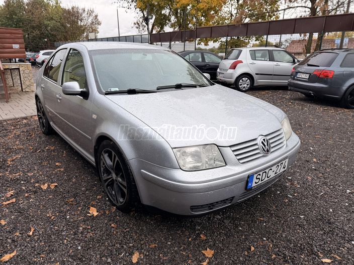 VOLKSWAGEN BORA 1.6 Comfortline