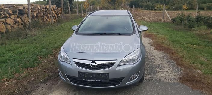OPEL ASTRA J 1.4 T Sport