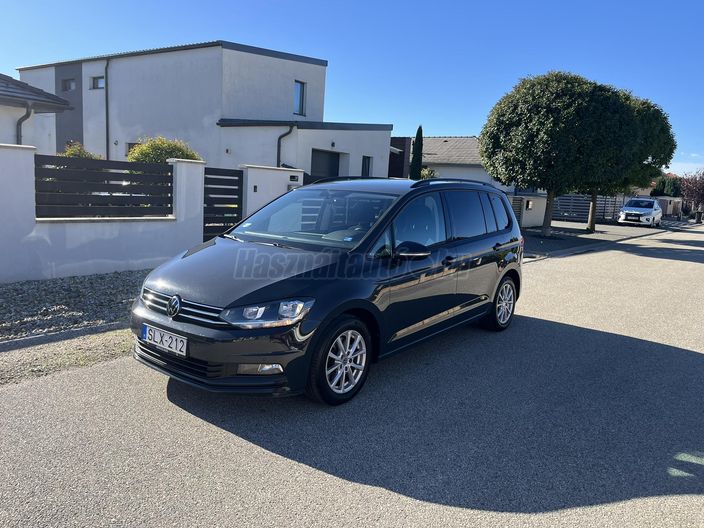 VOLKSWAGEN TOURAN 1.5 TSI ACT Comfortline [7 személy]