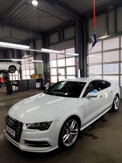AUDI A7 Sportback 3.0 V6 TDI DPF quattro S-tronic [5 személy]