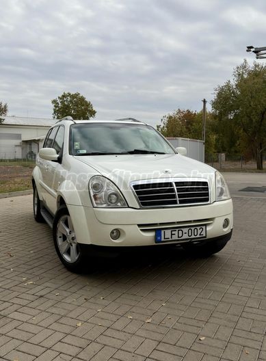 SSANGYONG REXTON 2.7 270 XVT Premium Top (Automata)