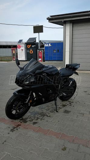 YAMAHA YZF R7