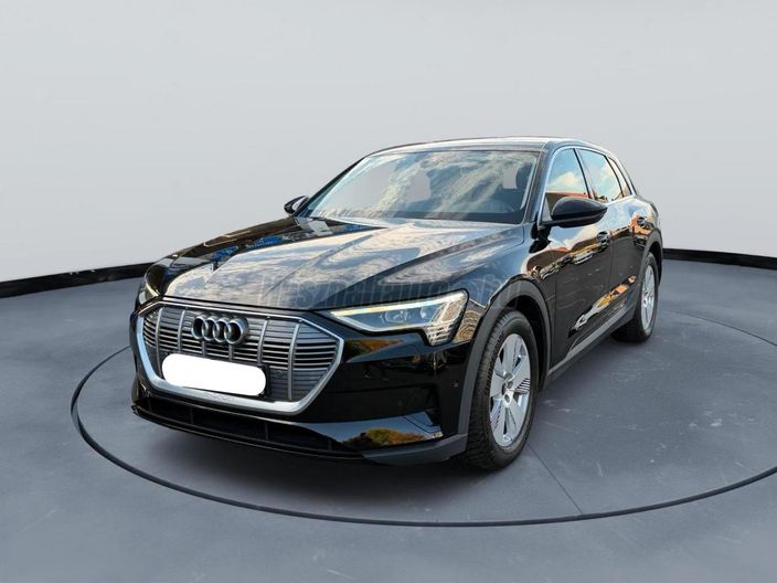 AUDI E-TRON 50 Basis quattro (Automata)