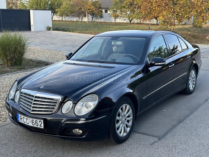 MERCEDES-BENZ E 280