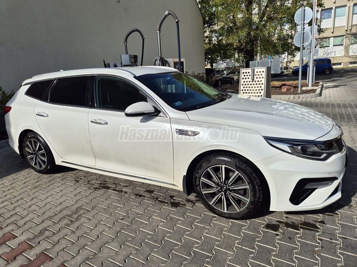 KIA OPTIMA SW 1.6 T-GDI Gold Business DCT
