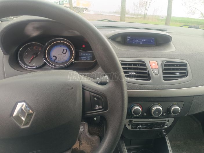 RENAULT FLUENCE 1.5 dCi Privilege EDC