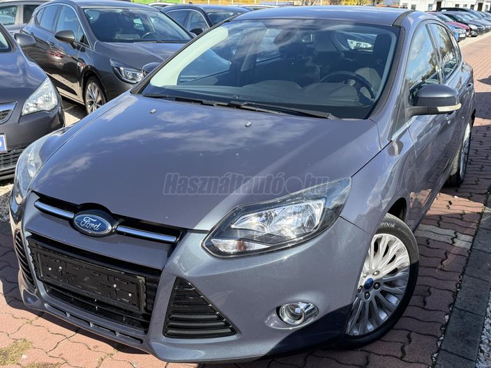 FORD FOCUS 1.6 Ti-VCT Titanium