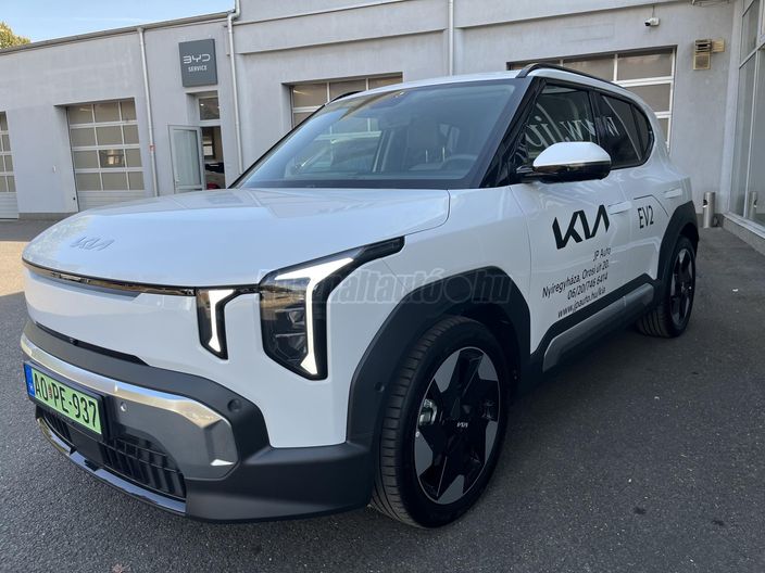 KIA EV2 42,2kWh Earth (4 személyes )
