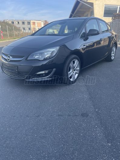 OPEL ASTRA Sedan 1.4 T Start-Stop Selection