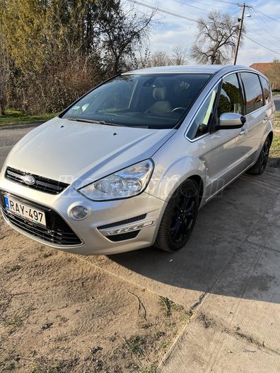 FORD S-MAX 2.0 TDCi Titanium Powershift