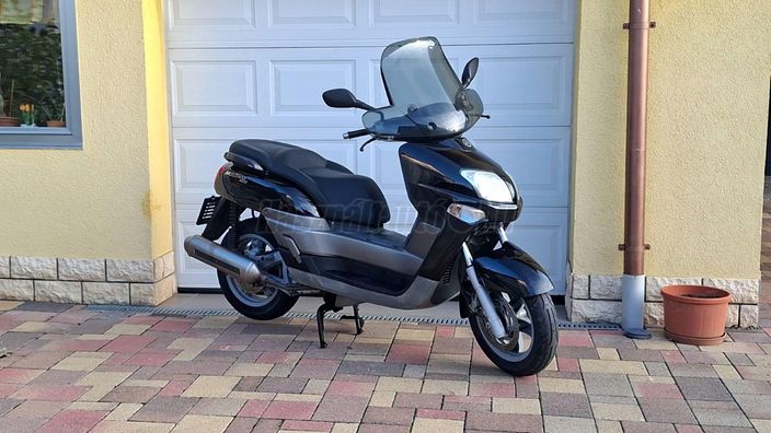 YAMAHA VP 300 VERSITY