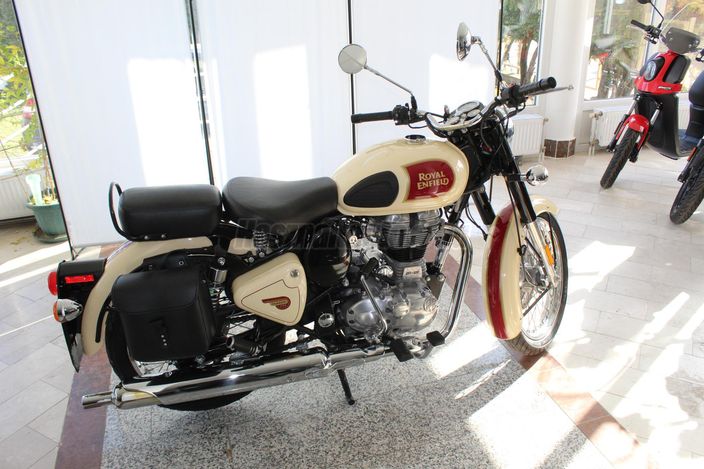 ROYAL ENFIELD CLASSIC