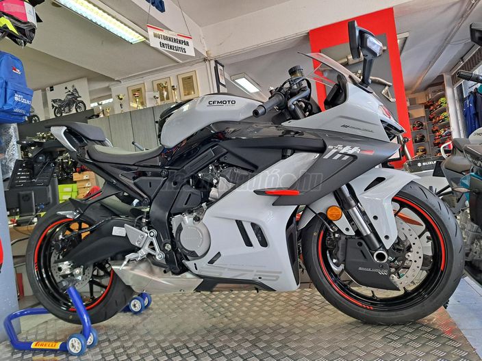 CFMOTO 675 SR-R