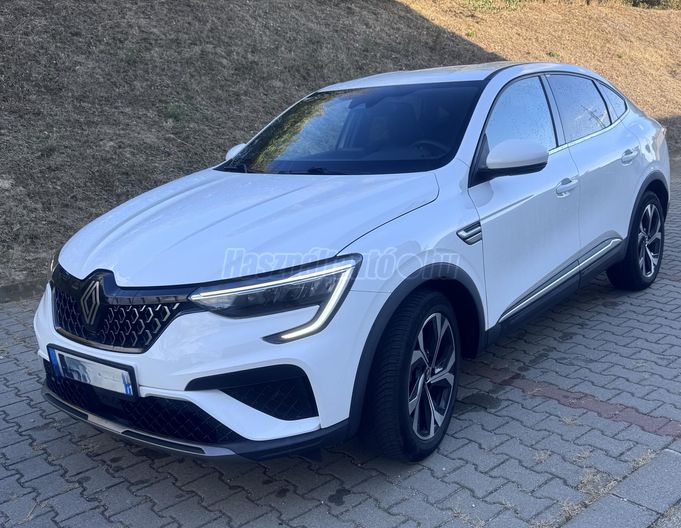 RENAULT ARKANA 1.6 E-Tech Hybrid Techno