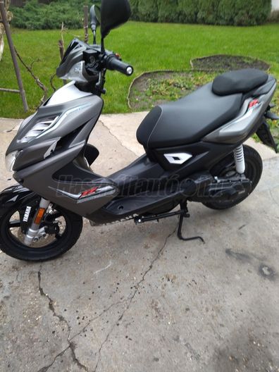 YAMAHA AEROX