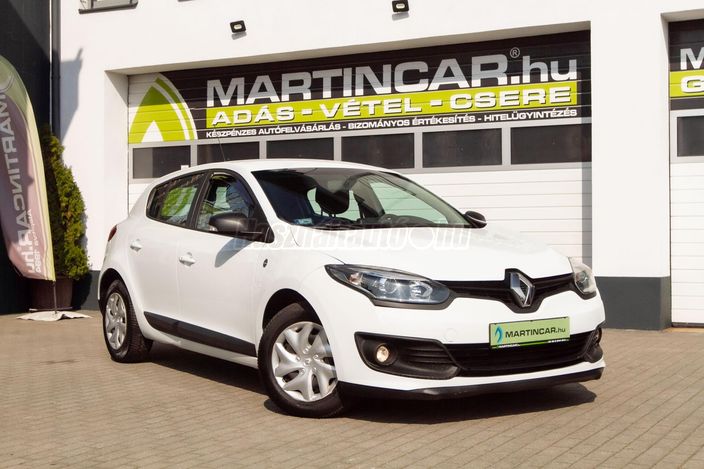 www.martincar.hu további 72 db Extra HD fénykép a MEGANE minden részletéről !!