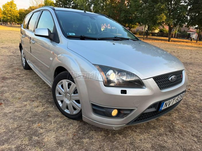 FORD FOCUS 2.0 TDCi Titanium