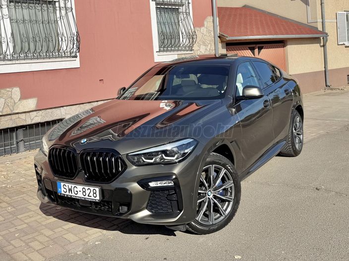 BMW X6 xDrive40i (Automata)