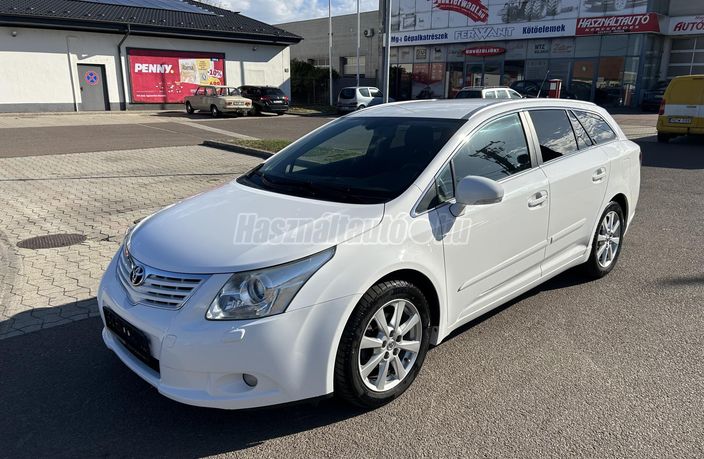 TOYOTA AVENSIS Wagon 1.8 Executive
