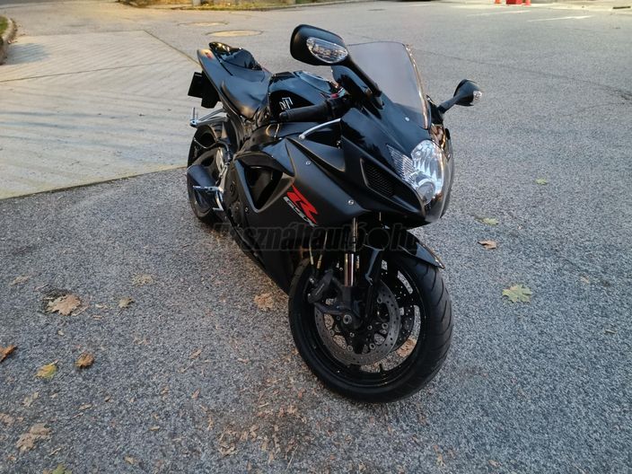 SUZUKI GSX-R 750