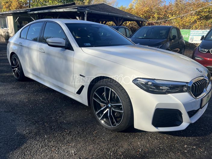 BMW 545 545e xDrive (Automata)