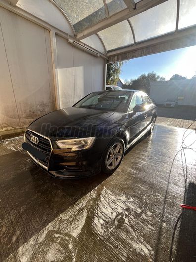 AUDI A3 Limousine 30 TDI Basis