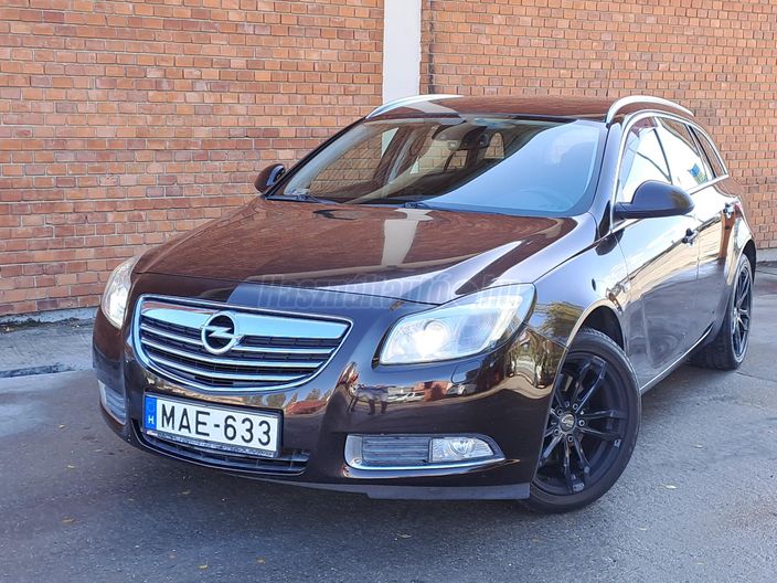 OPEL INSIGNIA Sports Tourer 2.0 CDTI Edition AWD (Automata)
