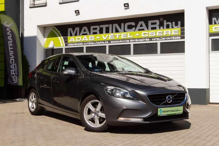 www.martincar.hu további 88 db Extra HD fénykép a VOLVO minden apró részletéről !!